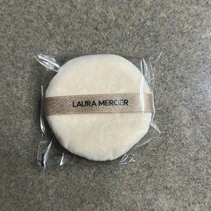 Laura Mercier Puff